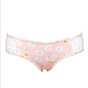 Frankie’s Bikinis Pink Pansies Koa Bottom NWT